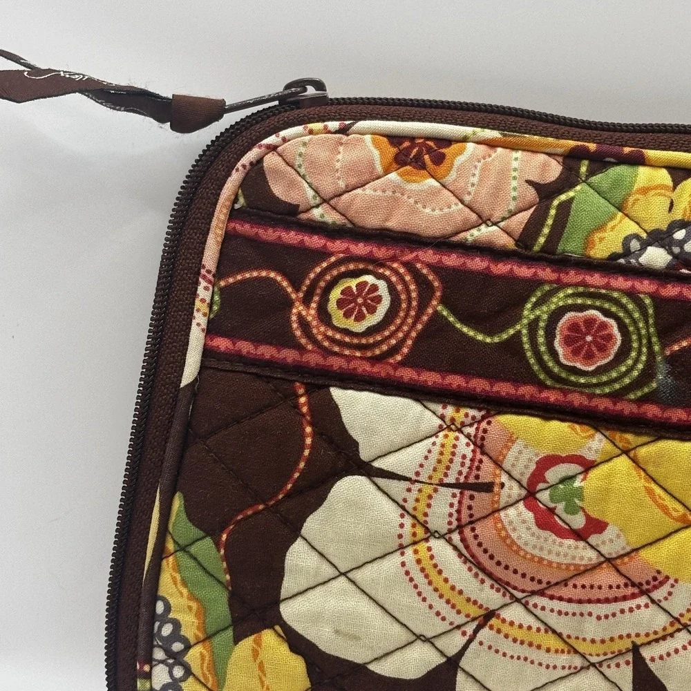Vera Bradley Buttercup Cotton Zip Padded Small Ebook Reader Tech Sleeve Clean